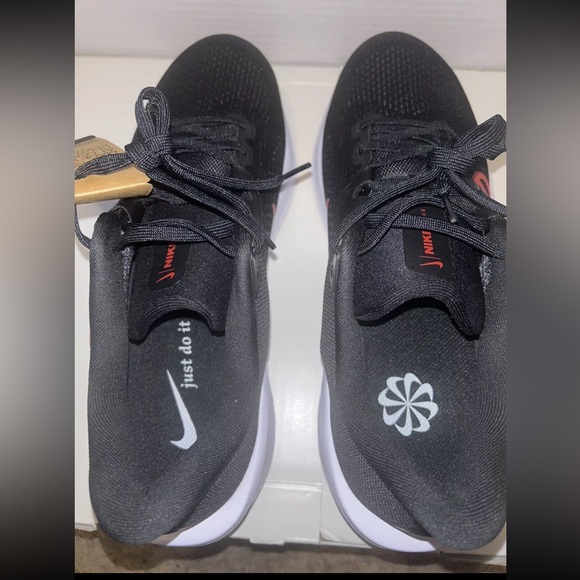 Nike Comfiride Size 10.5 - Picture 4 of 5